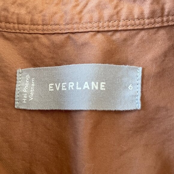 Everlane button down shirt - Picture 2 of 3